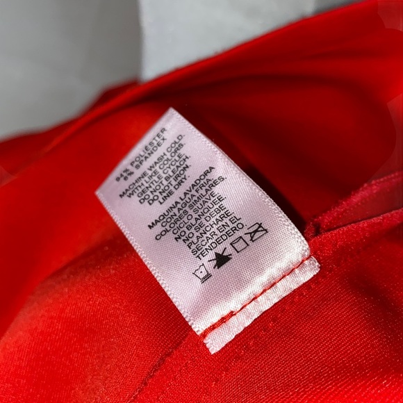 Marilyn Monroe Lipstick dress size M - Picture 7 of 9